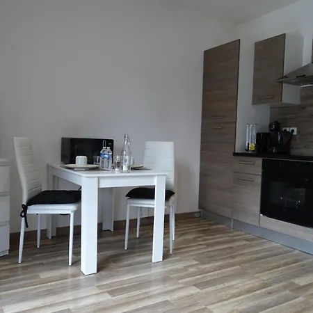 Lägenhet Alimentec - Clinique Convert - Calme - Parking Prive -terrasse Privee